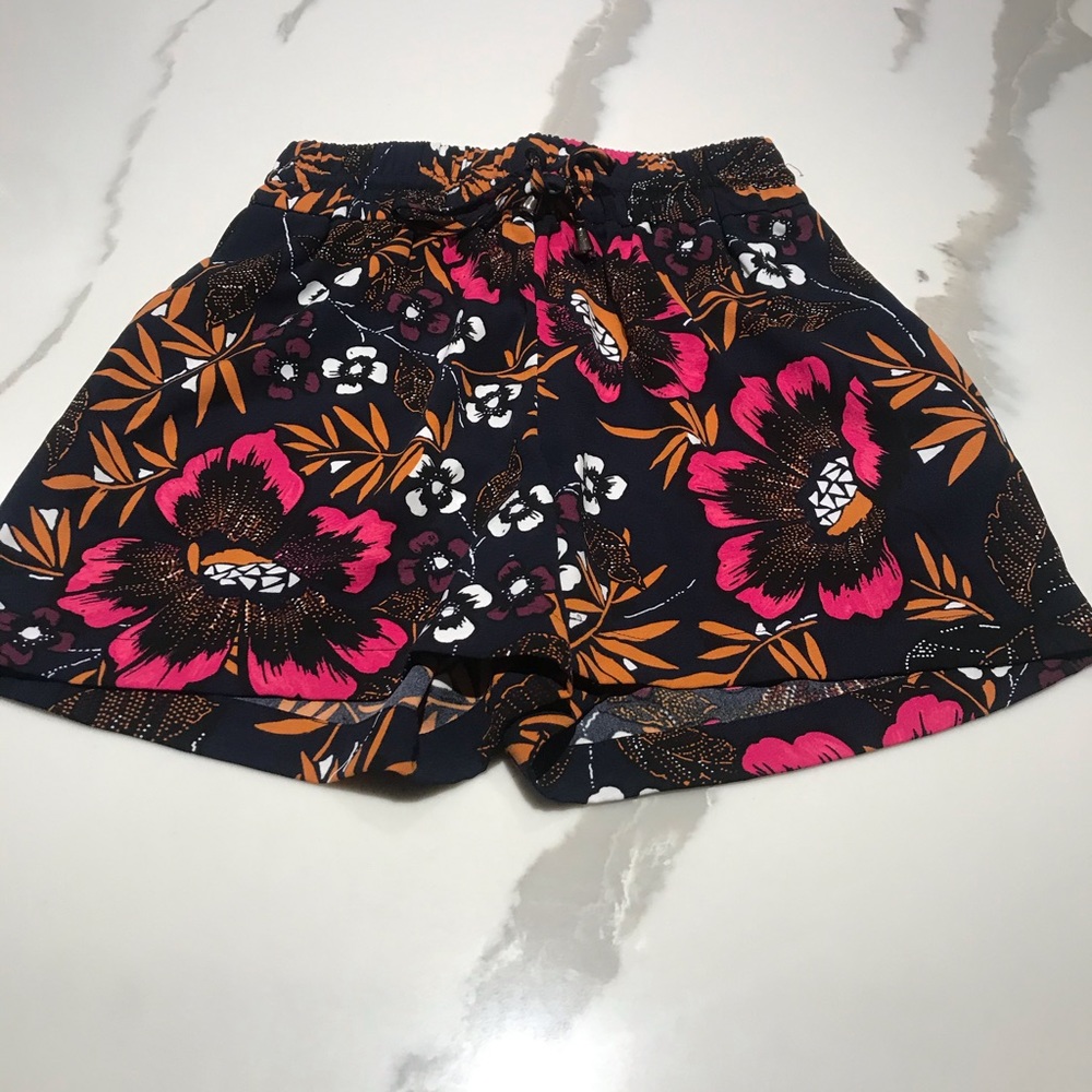 Floral high waist shorts